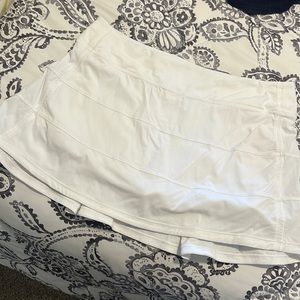 Lululemon Pace Rival Midrise skirt, white size 10